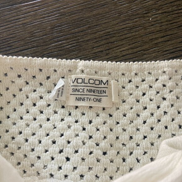 VOLCOM Mini Dress V Neck Adjustable Straps Crochet Detail Lined Sz S Ivory - Picture 4 of 5